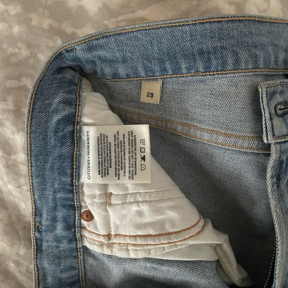 Citizens of Humanity • Demy Cropped Flare Jeans - Picture 4 of 5